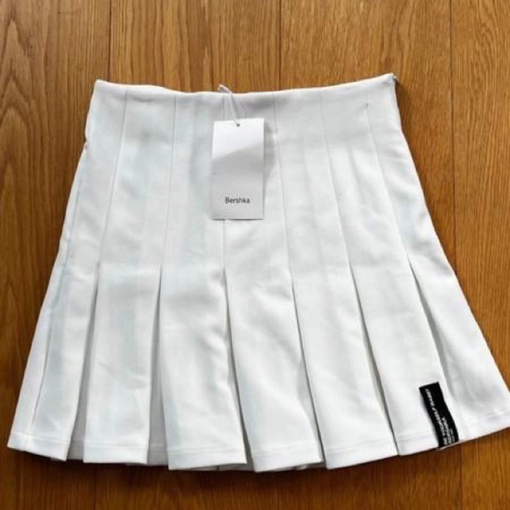 Bershka White Mini Skater Skirt
